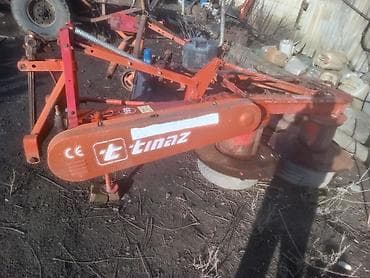 Tinaz 165 1 ilin ot bicenidir heç bir yeri açılmayıb başı çıxan bilər