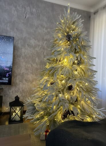 Qar efekti ilə süni Yeni il ağacı Заснеженная елка высотой 180 см в