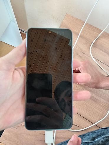 zimmer tv pult yukle: Məhsul: Smartfon (USB-C girişli, 3.5 mm qulaqcıq çıxışlı) Təsvir: - — 5