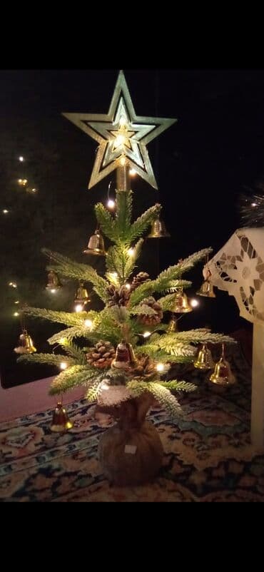 новогодняя елка: Ёлка искусственная новая 57 см продаёттся с игрушками — 1