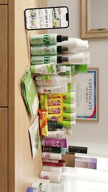 Geniş çeşiddə şəxsi qulluq və kosmetik məhsullar dəsti. Məhsullar: -