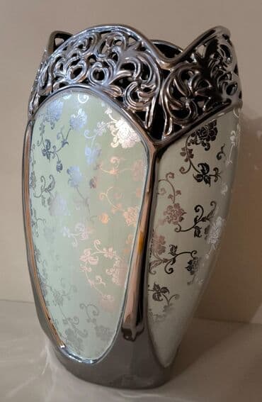 gozel gul sekilleri: Bir vaza, Keramika — 3