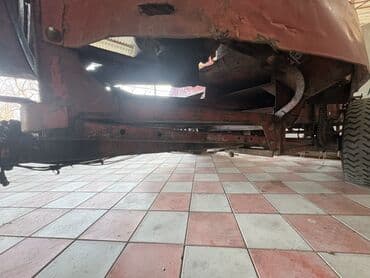 traktorlar: Ot presi – kvadrat bağlama tipli, traktorun PTO-su ilə işləyən qoşqu — 6