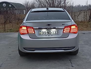 hyundai santa fe 2011 işlənmiş vintilyator: Chevrolet Cruze: 1.4 l | 2015 il 256690 km Sedan — 2
