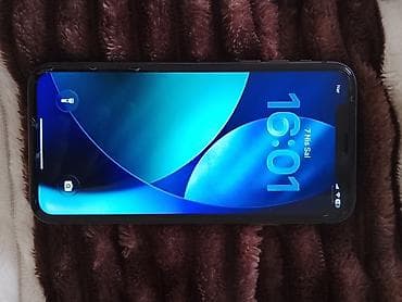 macbook pro satilir: IPhone 11, 128 GB, Qara — 2