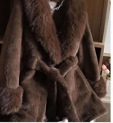 herbi geyim: Qadın kürkü – qəhvəyi, yumşaq və sıx tüklü - Dizayn: Kəmərli — 1