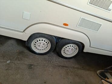 дом на колёсах: Hersey islek veziyyetde, senedleri hamsi qaydasindadi. Alan adama real — 2