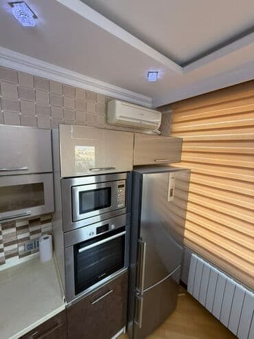 20 sahede kiraye evler: Mənzilin təqdimatı - Geniş və işıqlı salon: iri panoram pəncərə — 19