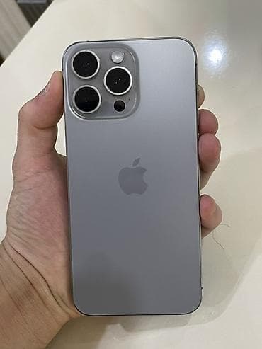 apo dinamiklər: IPhone 15 Pro, Natural Titanium, Face ID — 3