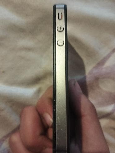 iphone 4 qiyməti: IPhone 4, 16 GB, Qara, Qırıq — 4