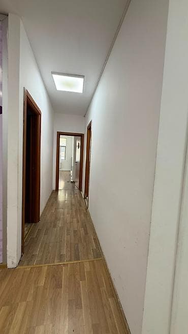 28 May metrosunun yaxınlığı, AF biznes mərkəzinin 6-cı mərtəbəsində — 8