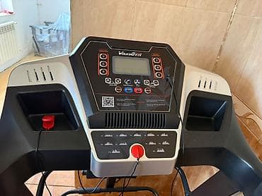 VolkasıGym qaçış trenajoru - Elektron idarəetmə paneli: sürət, vaxt — 5