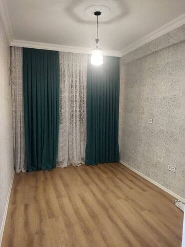 Qarajlar: Salam.Ev Saray MTK-da 15 mərtəbəli binanın 10-cu mərtəbəsində — 11