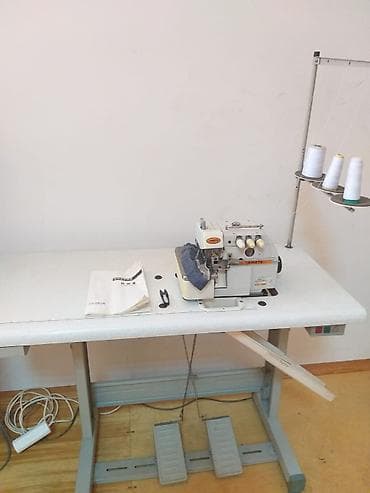 3 birinde printer: Sənaye overlok tikiş maşını – Yamata (5 iplikli) Xüsusiyyətlər: - — 3