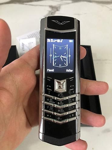 3 faza dinama: Vertu < 2 GB Memory Capacity, Düyməli — 2