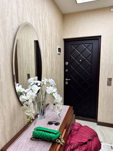 1 otaqlı kohnə tikili: Bakı, 4 otaqlı, Köhnə tikili, m. Xalqlar Dostluğu, 100 kv. m — 8