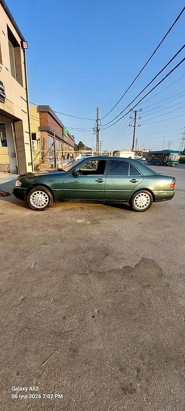 ravon 2: Mercedes-Benz C-Class: 2.2 l | 1995 il Sedan — 7