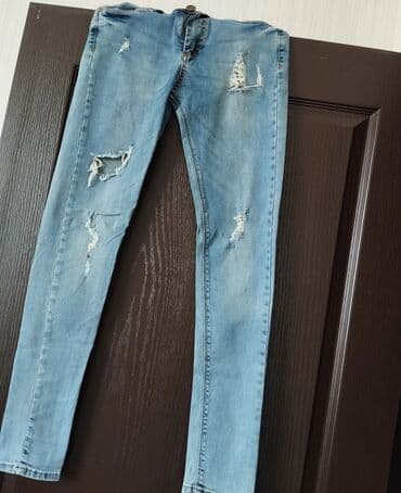 cins inekler: Yenidi geynilmeyib.
Beli hundür kip cins şalvar 
Satılır 12 manata — 1