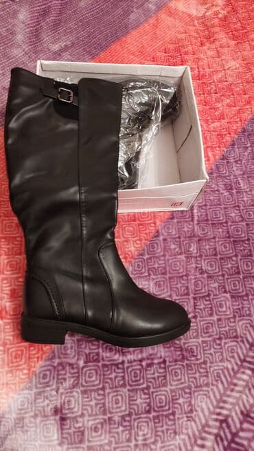 qadınlar üçün gümüşü sırğalar: Ölçü: 37, rəng - Qara, Yeni — 1