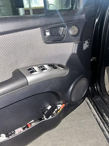 opel astra kompressor: Kia Sportage: 2 l | 2007 il Krossover — 7