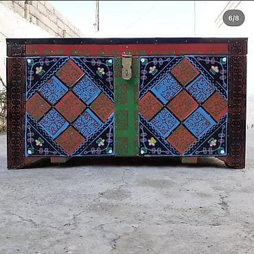 ikinci əl saatlar: Taxta əl işı – naxışlı sandıq - Material: massiv taxta, əl ilə — 2