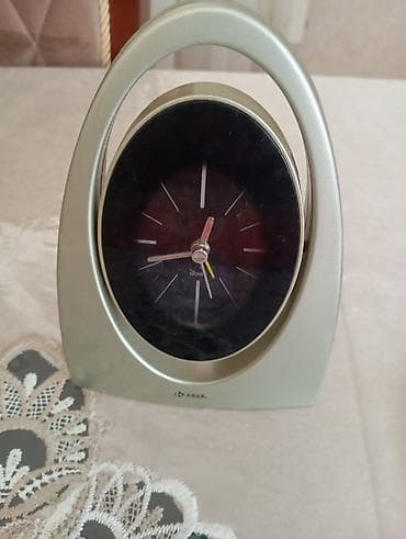 divar saatı: Masaüstü saatlar, Elektron — 2