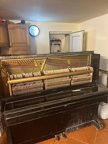Upright pianino – “Красный Октябрь” (Krasny Oktyabr) markası — 5