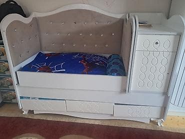 bezekli adlar: Oğlan və qız üçün, Təknəfərlik çarpayı, Komod — 3