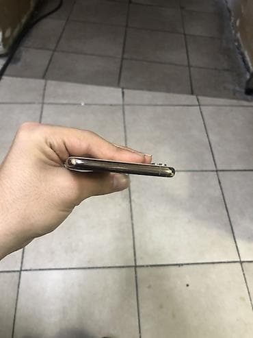 Мобильные телефоны и аксессуары: IPhone Xs Max, 64 ГБ, Золотой, Face ID — 6