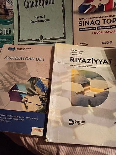 Məktəb və imtahan hazırlığı üçün müxtəlif dərslik və vəsaitlər toplusu