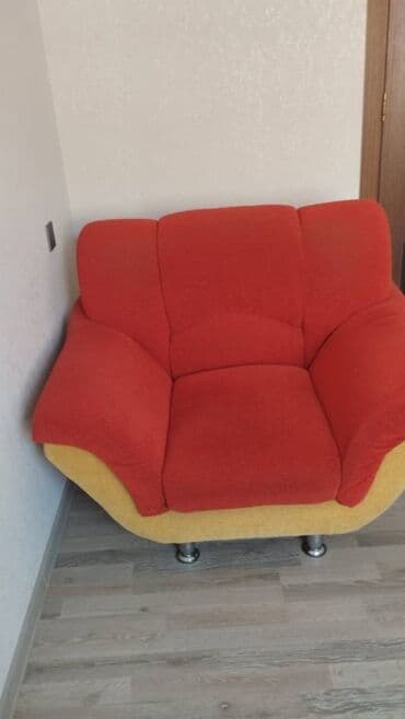 диван и 2 кресла: Диван, Б/у, Раскладной — 3