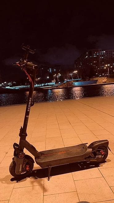pa 1000: Segway Ninebot max g3 Maks. sürət 45 km/s. Maks. yürüş 80 km. Qabaq — 2