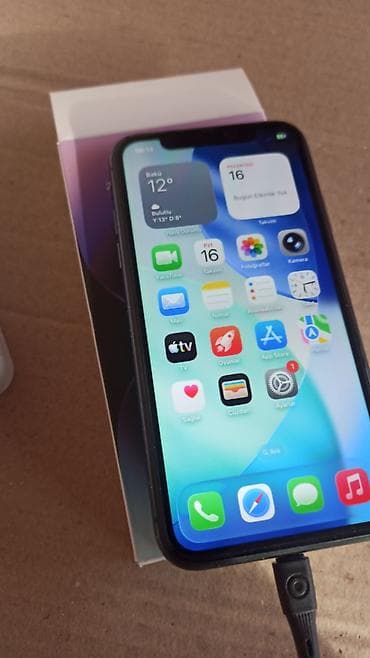 adam terezisi: IPhone 11, 128 GB, Qara, Face ID — 3