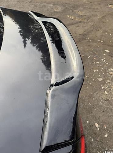 reno meqan 2: Spoyler, Plastik — 1