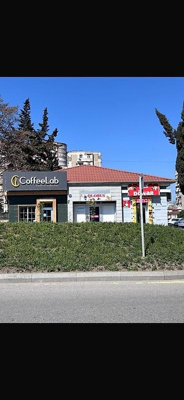 Satılir. - Yol kənarında, dairəyə yaxın perspektivli yerləşmə - Üç