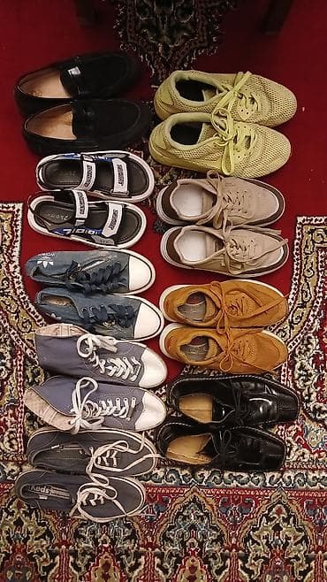 nike corab: Çoxçeşidli ayaqqabı dəsti - İdman və gündəlik modellərdən ibarət — 1