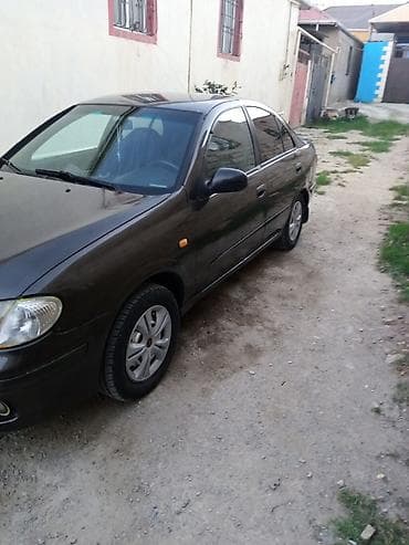 Nissan: Nissan Sunny: 1.6 l | 2000 il Sedan — 5