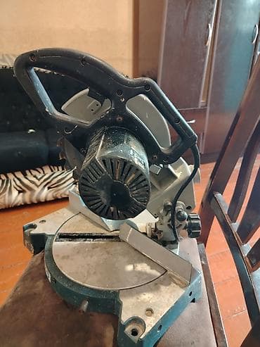 elektron mişar: ALPHA TOOLS KS 210/2 Profi geyimli mişar (kəsim stolu ilə) - Növ — 2