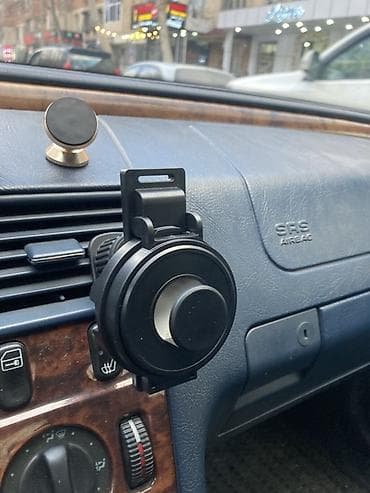 Автозапчасти: Avtomobil üçün ventilyasiya barmaqlığına bərkidilən qəhvə/işraklıq — 2