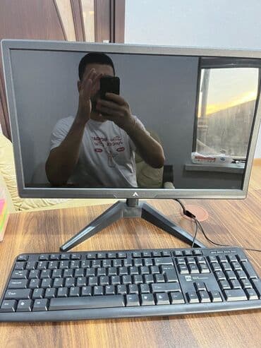 plata alıram: Intel core i5 -4590 Ram : 16 gb Ssd :256 gb Plata : 81 Monitor 21 — 8