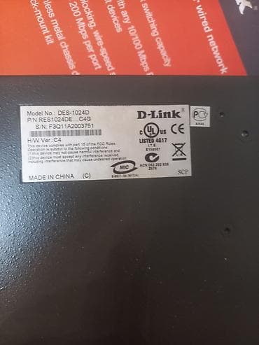 Monitorlar: D‑Link DES‑1024D 24-port Fast Ethernet switch Xüsusiyyətlər: - 24x — 3