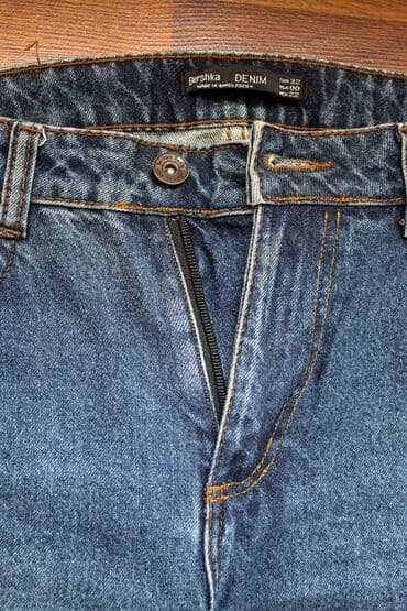 cins inəklərin satışı: Mom Jeans Bershka Xs (32) 28 AZN Yeni kimidir, az geyinilib, 2 il — 3