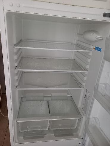 tv ucuz: Məişət texnikası paketi.soyuducu və televizor satılır. ikisidə 4 ay — 5