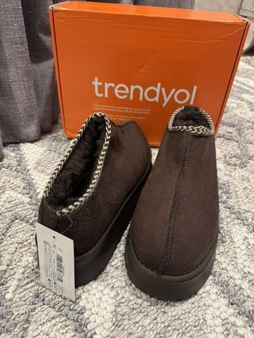 белые новые кеды: Угги, Размер: 39, цвет - Коричневый, Новый — 4