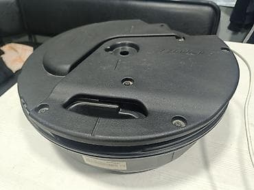 Bose subwoofer (orijinal Mazda hissəsi) - Model/Part nömrəsi: K123 66
