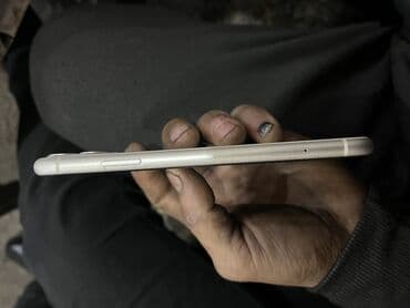 iphone 11 pro 512gb qiymeti: IPhone 11, 128 GB, Ağ, Simsiz şarj — 2