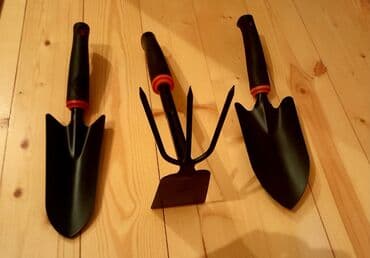 gul ekmek ucun torpaq: Bu dəst bağçılıq işləri üçün nəzərdə tutulmuş üç əsas aləti özündə — 2