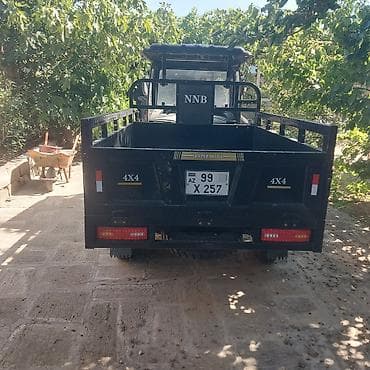moto nnb: NNB Hyper Moto 4x4 yük daşıyan trikar - Korpus: Tam metal — 4