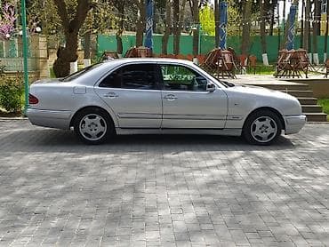daewoo lanos 2011: Mercedes-Benz E-Class: 2 l | 1996 il Sedan — 3
