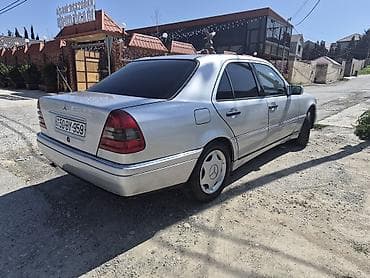 195 65 15 teker: Mercedes-Benz C-Sinif sedan, gümüş rəng. - Kuzov: 4 qapı, klassik W202 — 3